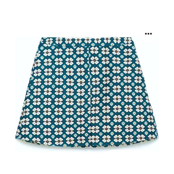Zara Daisy Jacquard Woven Mini Skirt A-Line M blue Quilted Look Embroidered M - Picture 2 of 8
